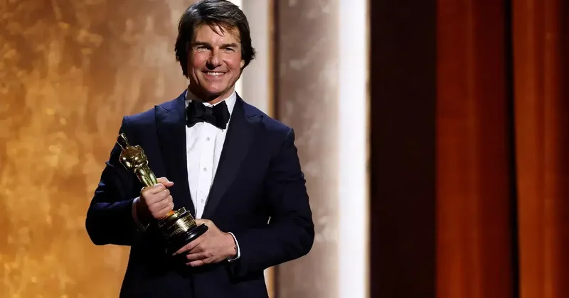 Том Круз получил почётный "Оскар"