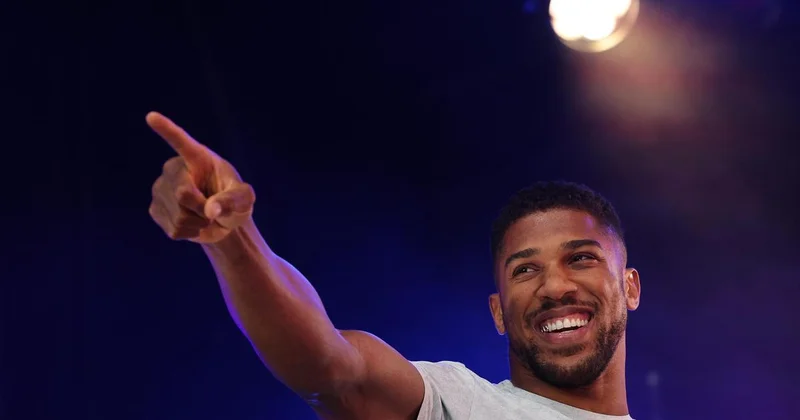 Официально объявлен бой тяжеловеса Энтони Джошуа и блогера Джейка Пола