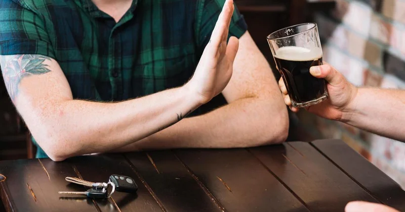 Проголосовали единогласно : жители еще одного села отказались от алкоголя в Карагандинской области