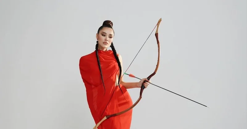 Нереально красивая : Элизат Берикова появилась в образе лучницы