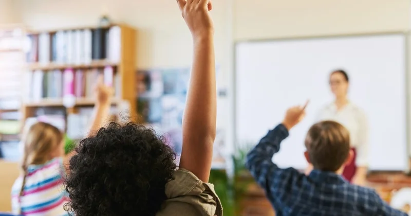 Аустралияда ойын құмындағы улы заттарға байланысты шамамен 70 мектеп жабылады