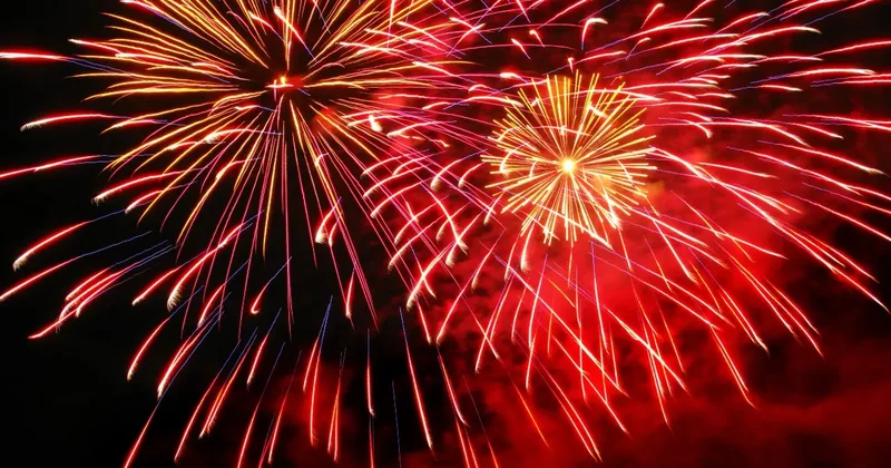 Можно ли казахстанцам запускать фейерверки на праздники, ответил заместитель главы МВД
