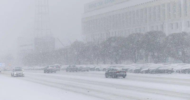 Алматыда қар жауып, Астанада боран соғады: ауа райы болжамы