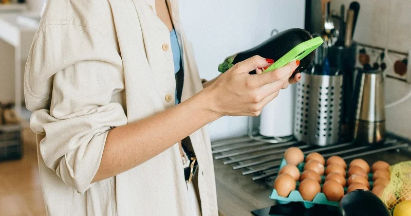 Мать четверых детей из Шымкента потратила 35 млн тенге и попала под статью