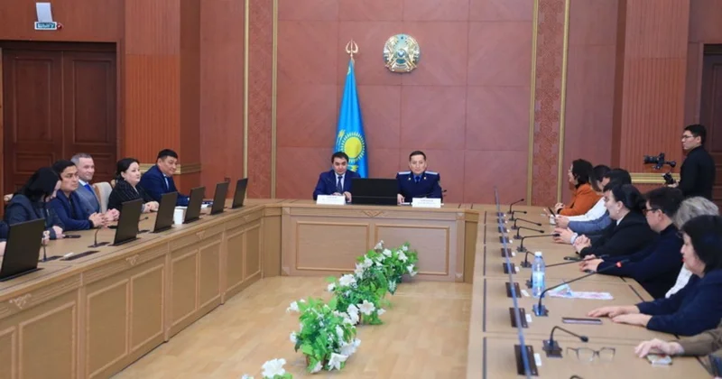 Азбука правопорядка : карагандинцам показали работу областных управлений