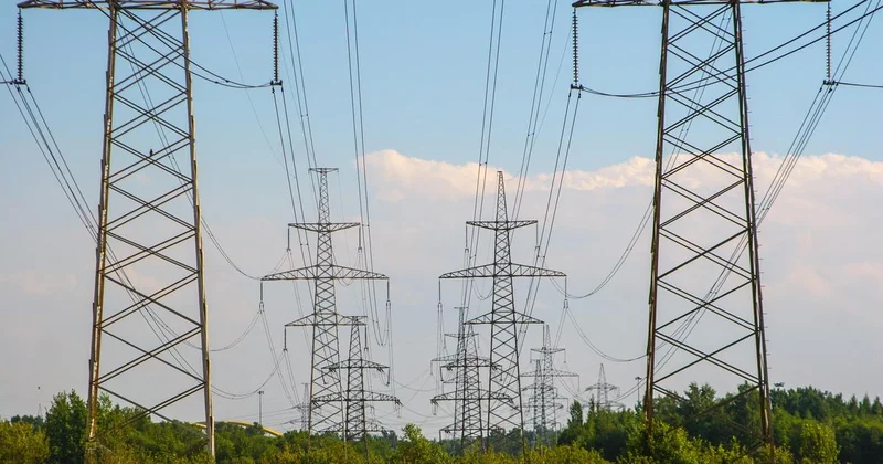 Токаев заявил, что Казахстан не должен покупать электроэнергию у других стран