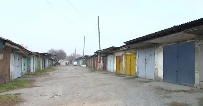 Узнали из газеты : скандал со сносом почти 600 гаражей разгорелся в Алматы