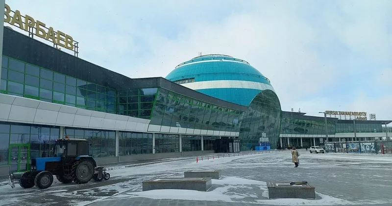 Всех выводят из терминала : аэропорт Астаны объяснил, что это было