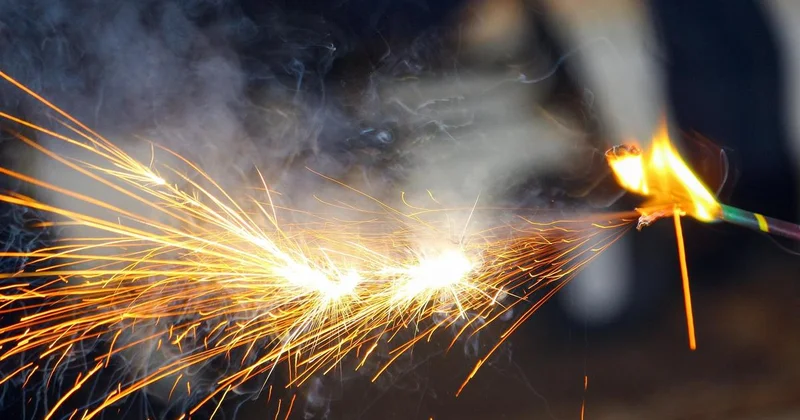 Какие штрафы грозят казахстанцам за салюты