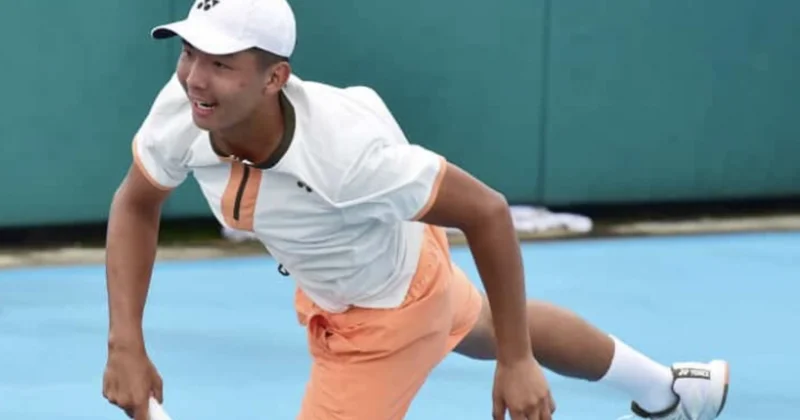 Казахстанец сотворил историю на теннисном турнире в Австралии