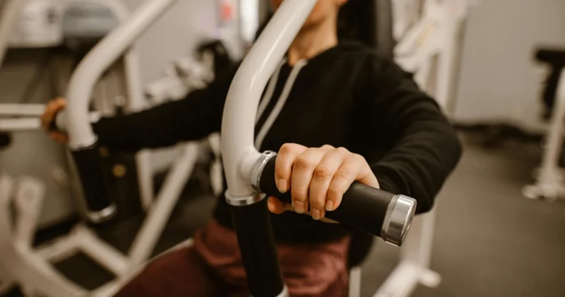 Интенсивные тренировки довели гормональный фон 23 летней китаянки до уровня 50 летней женщины