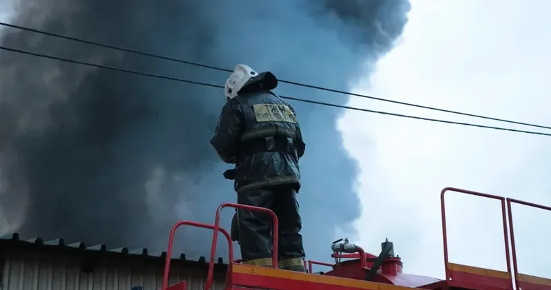 Астанада көпқабатты тұрғын үйдегі өрт кезінде 23 адам эвакуацияланды