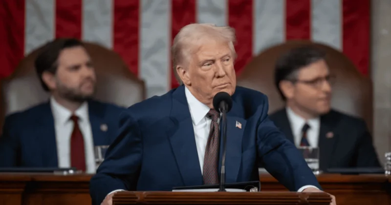 Трамп объявил тарифную войну ближайшим союзникам США