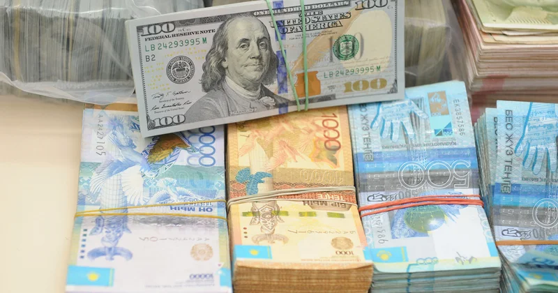 Доллар проиграл тенге