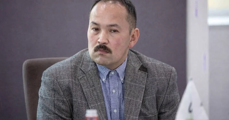 Даңғаза жеңістер мен экономикалық өсім жайлы ұрандарды ұмытқан жөн экономист