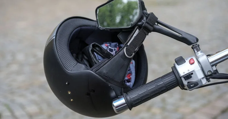 Подростки попали в аварию на мопеде в Актобе