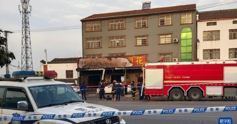 Қытайда пиротехникалық бұйымдар дүкенінде жарылыс болып, 12 адам көз жұмды