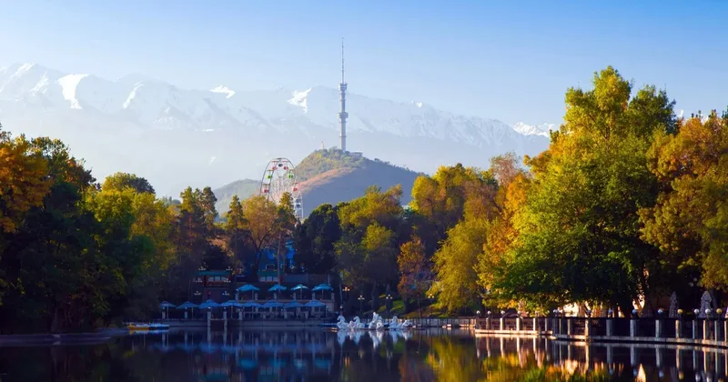 "Расходы на инфраструктурное долголетие". Высокую стоимость проектов по благоустройству Алматы объяснили в акимате