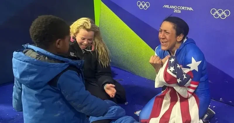 Олимпиаданың ең әсерлі сәті: спортшы жеңіске жеткенін құлағында мүкісі бар ұлына ыммен түсіндірді