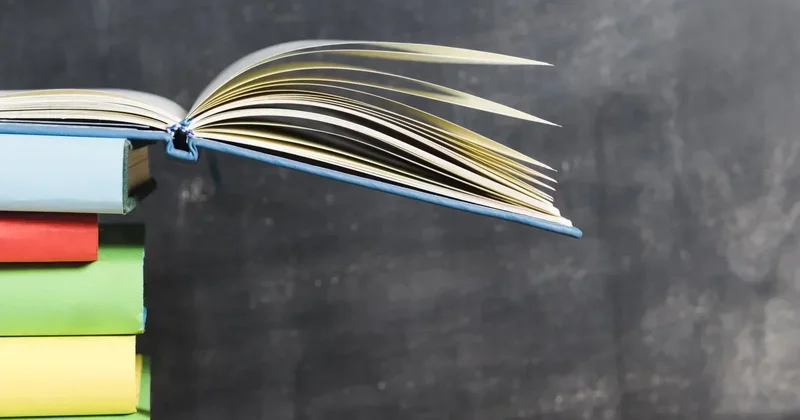 В Казахстане снова перепишут школьные учебники