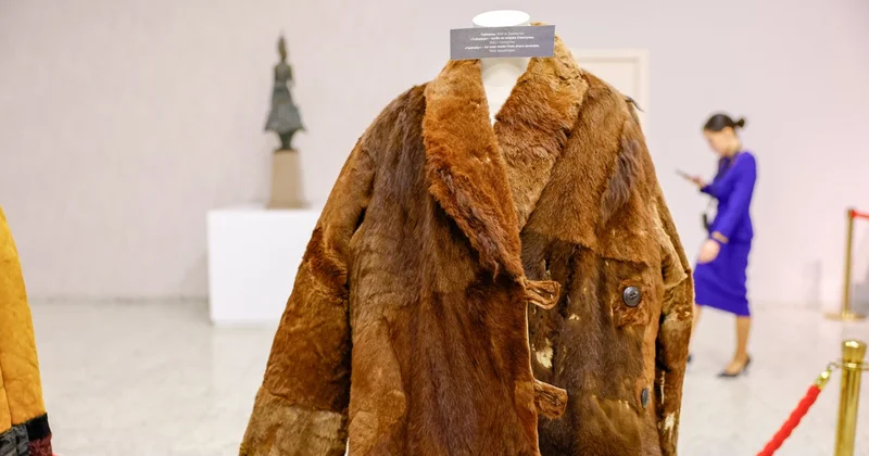 Міржақып Дулатұлының тайжақы тоны көрсетілді музейдегі бірегей экспонат