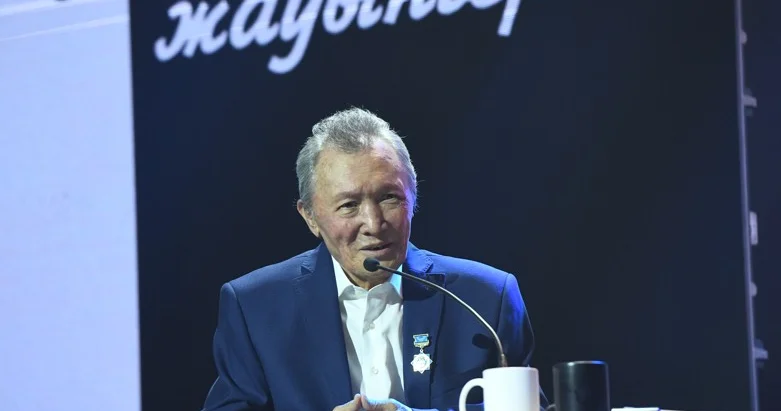 Парасат майданының сардары