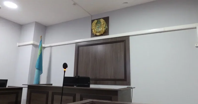 Экс главу филиала КазАвтоЖол осудили за хищение миллионов тенге