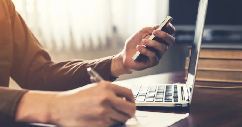 Семей тұрғыны нейрожелі көмегімен жасаған суреті үшін жазаланды