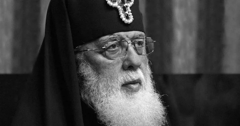 Траур объявили в Грузии из за смерти патриарха Илии II. Он возглавлял церковь почти 50 лет