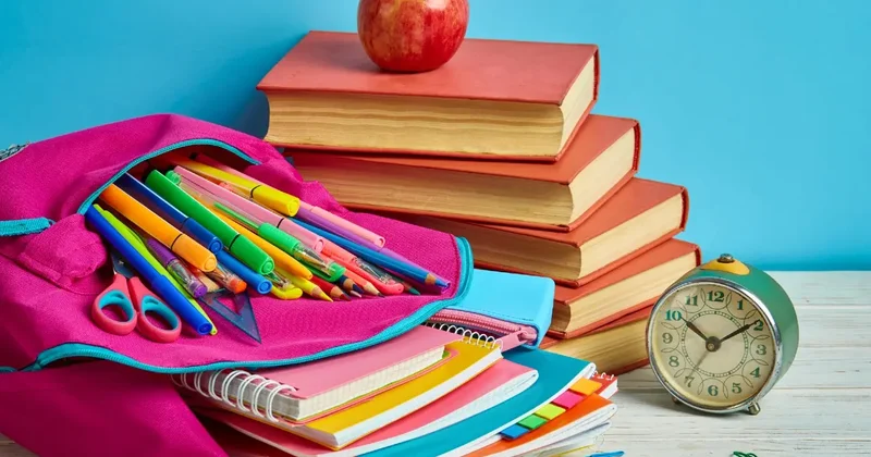 В школах Казахстана завершилась третья четверть