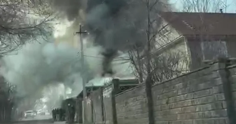 Алматыда ірі өрт сөндіріліп жатыр: 18 наурыз 2026, 11:40 жаңалықтар