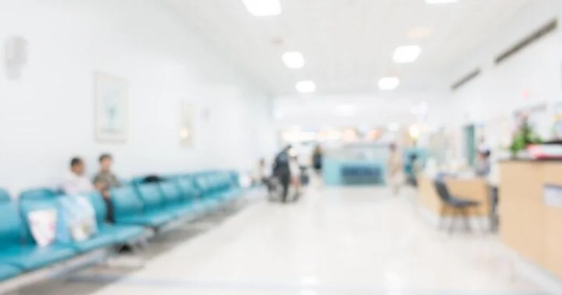 Қателік құны: Атырау тұрғыны отадан кейін дәрігерлердің кінәсін мойындауды талап етуде