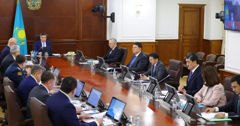 Бектенов бірқатар заңды жаңа Конституцияға сай өзгертуге тапсырма берді