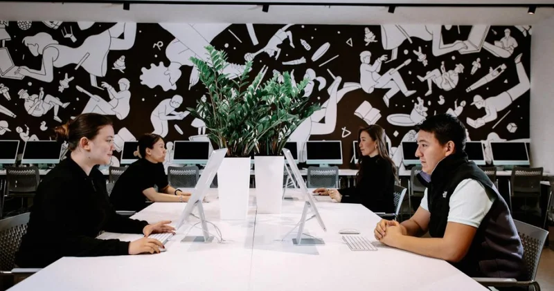 Astana Hub пен Apple Қазақстандағы AATCe де тренерлерді оқыту бағдарламасын іске қосты