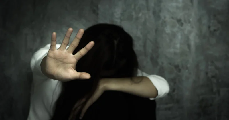 Уәде етілген жұмыс тұзаққа айналды: 18 жастағы қазақстандық бойжеткен зорланғанын мәлімдеді