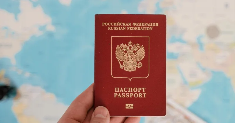 Детей трудовых мигрантов обяжут выехать из России в течение 30 дней после 18 летия