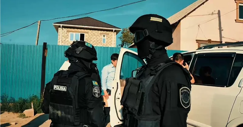 ​Атырауда блогер мен оның сыбайласы бопсалау қылмысы үшін сотталды