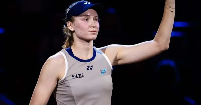 Рыбакина в тяжёлом матче вышла в полуфинал турнира в Штутгарте