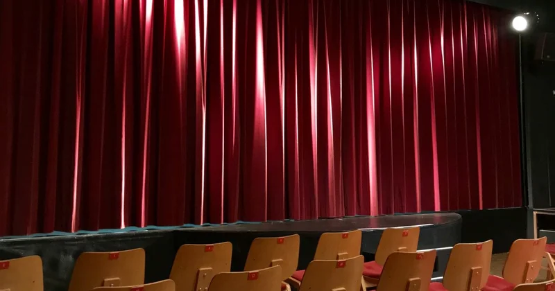 Смех сквозь легенду