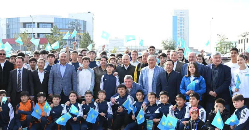 Олимпийские чемпионы встретились с молодежью Жетісу