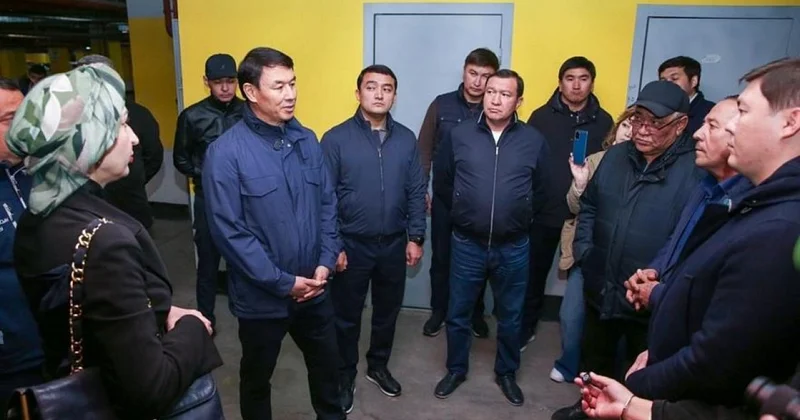 Жители Коктема в Алматы заявили о самозахвате земли