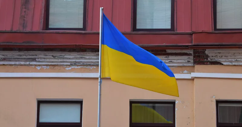 Украина он жыл ішінде 160 млрд доллар қарызын өтеуі тиіс