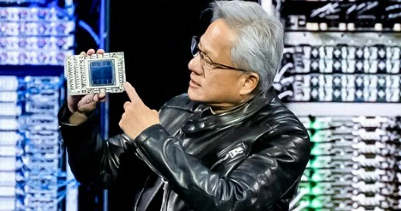 Nvidia Blackwell чиптерін Қытайға сату туралы: Үміттенемін. Бірақ ол шешімді президент Трамп қабылдайды