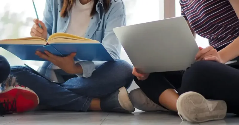 Филиалы закрылись, менеджеры удалились из чатов: родители школьников требуют вернуть деньги за обучение в Tesla Education