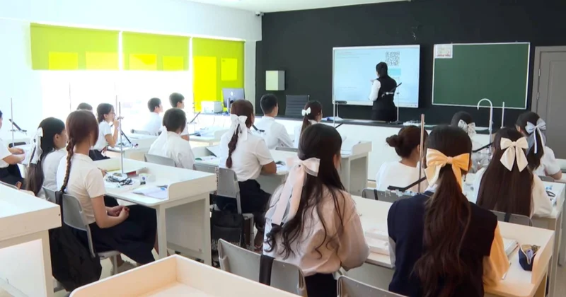 Елде оқу бағдарламасына ЖИ негіздері енгізілді