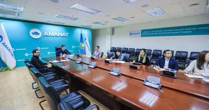 AMANAT инициирует снижение ставок в рамках нового налогового режима