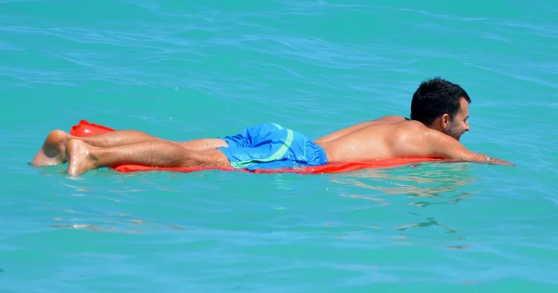 Мужчину унесло на 37 км от берега моря