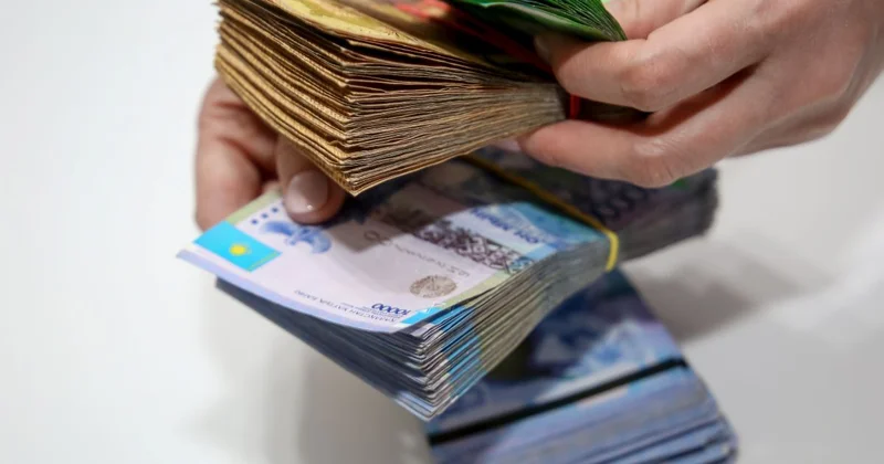 Почти 420 млн тенге заработала астанчанка на махинациях с авто из Южной Кореи