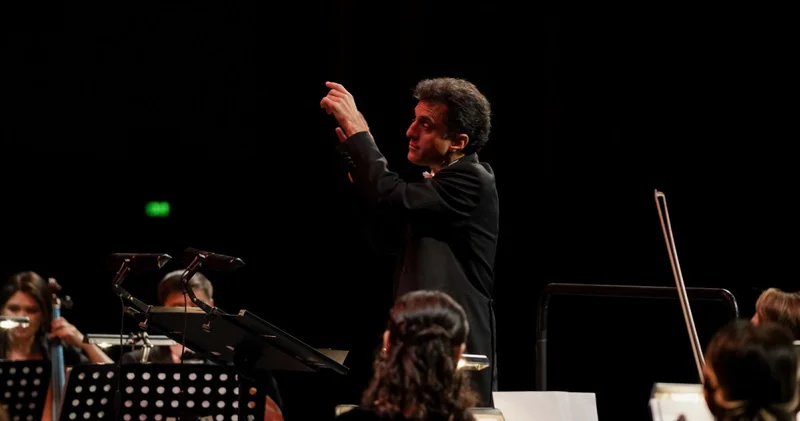 Белгілі француз дирижері астаналық көрермен алдында тағы да өнер көрсетеді