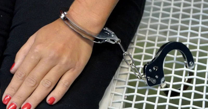 Құмар ойынға жұмсаған: шымкенттік әйел тұрғындарды 35 млн теңгеге сан соқтырып кетті